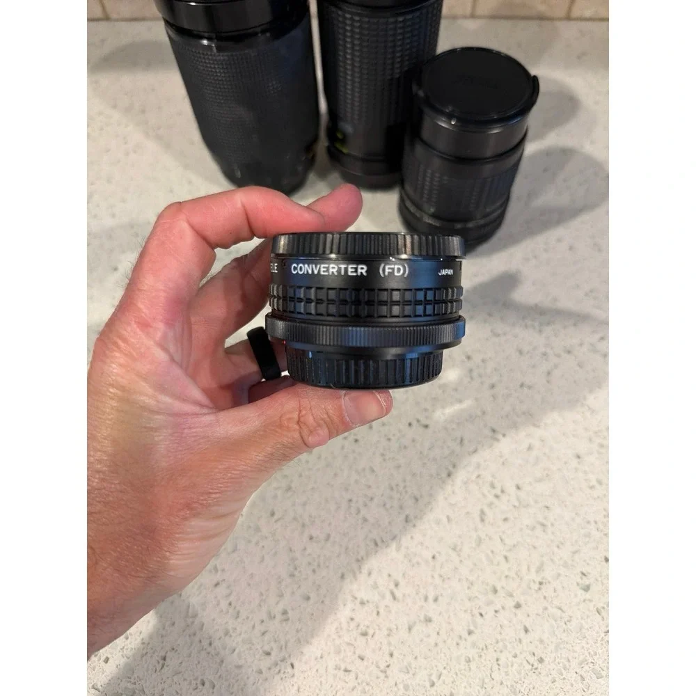 Canon T70‎ Film Camera 50mm Lens Kit Vintage Extras
